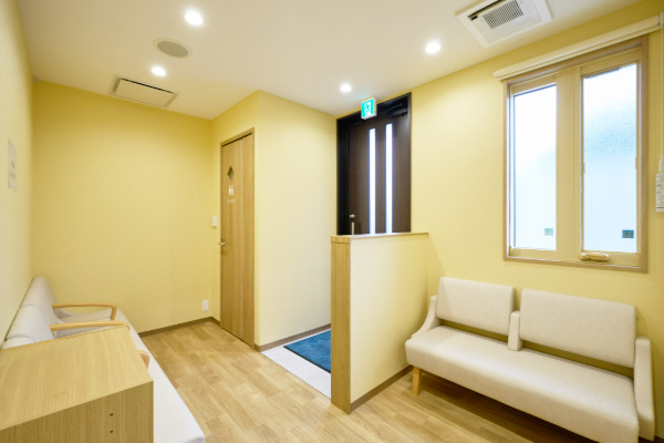 感染外来待合室