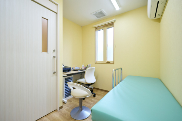 感染外来診察室